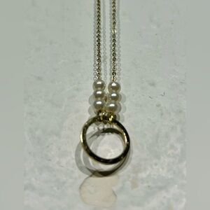 Claire’s White & Gold-tone Pendant Necklace